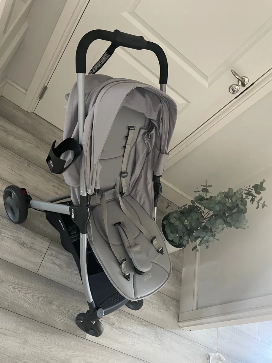Armadillo Pushchair Buggy - Gently Used - Image 1