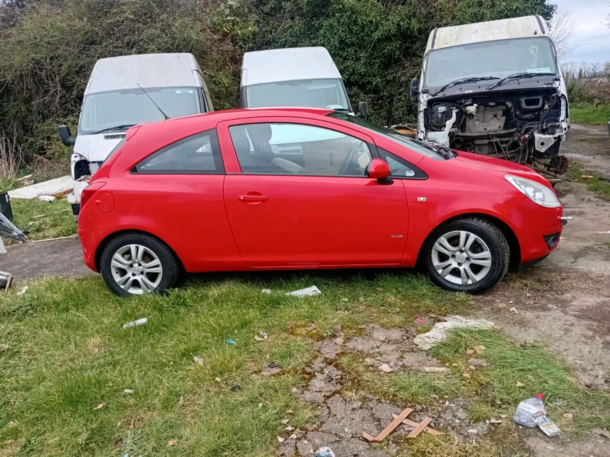 Breaking 2010 corsa and 2008 yaris - Image 2