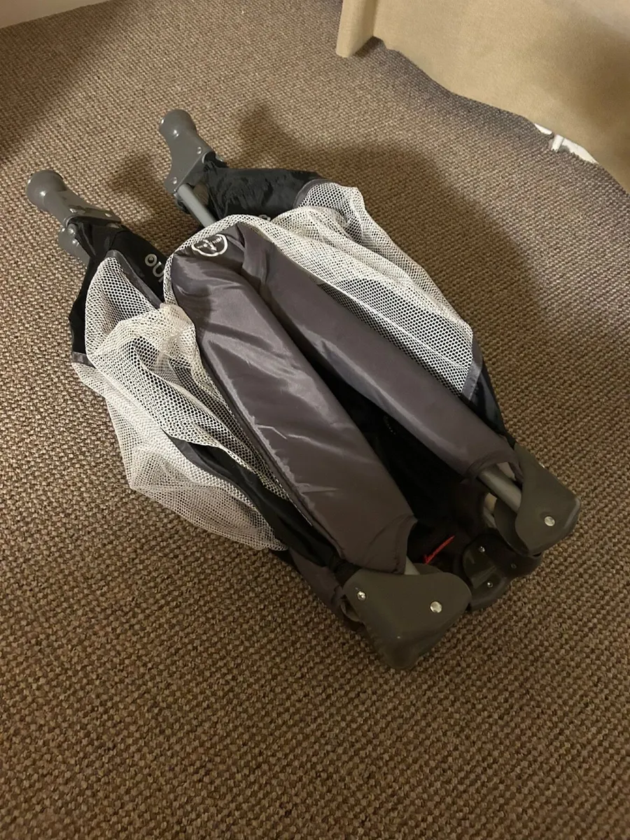 Travel cot - Image 3