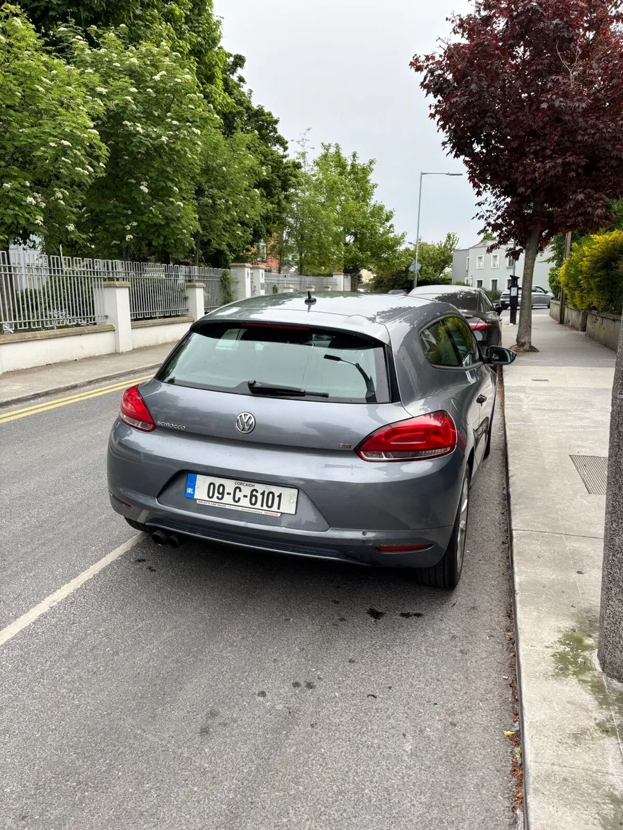 Volkswagen Scirocco 2009 - Image 2