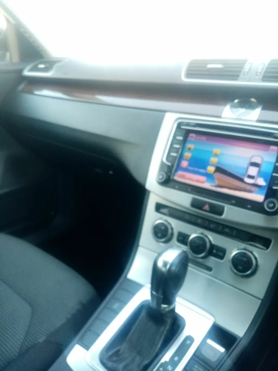 Volkswagen Passat 2013 - Image 3
