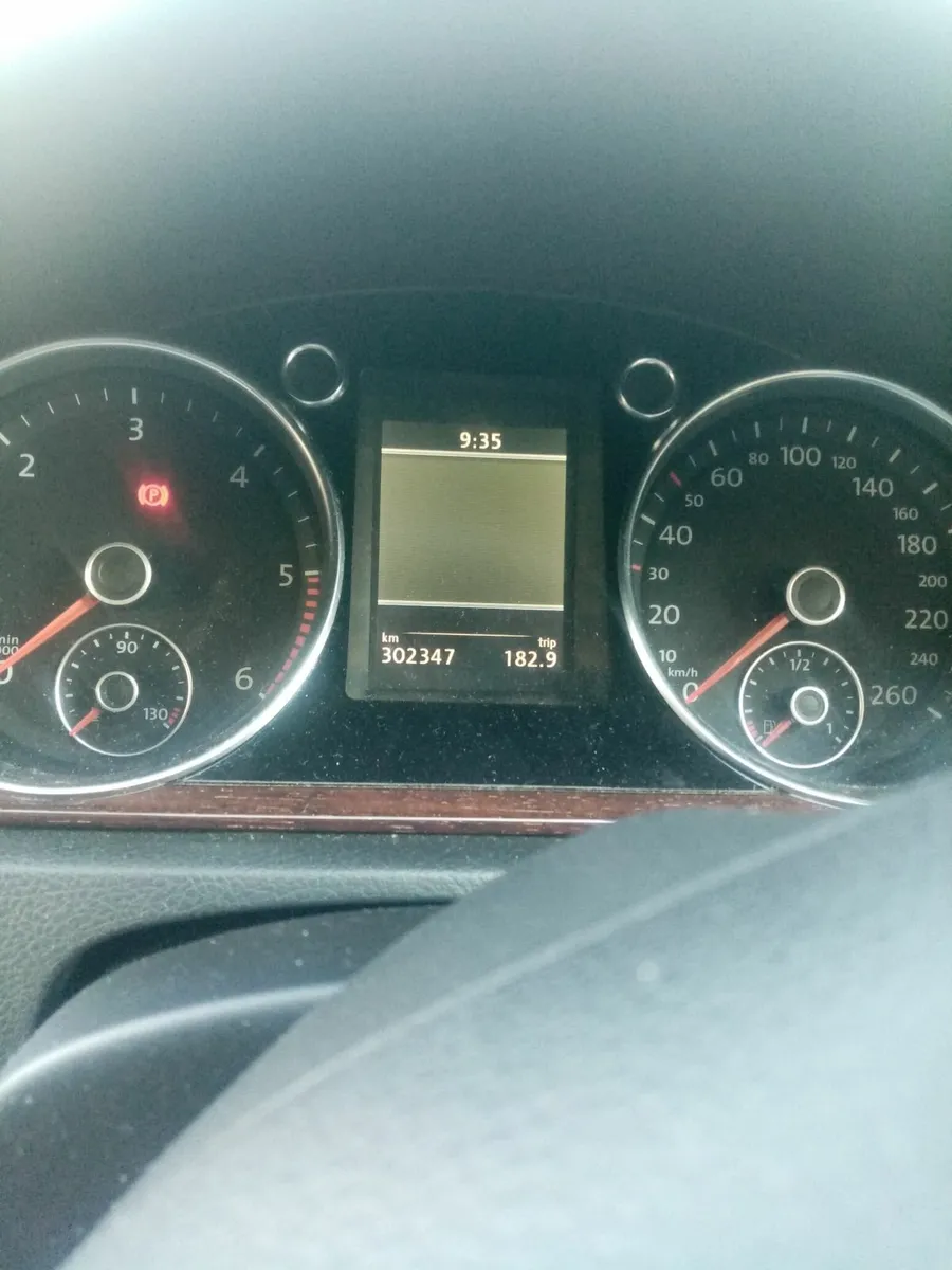 Volkswagen Passat 2013 - Image 4