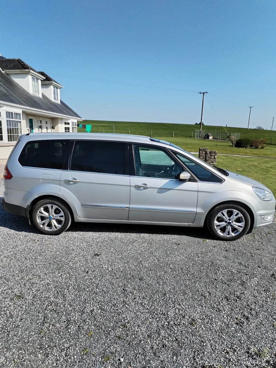Car - Image 1