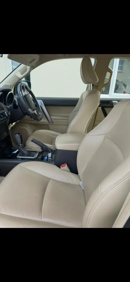 Toyota Land Cruiser 2015 - Image 2