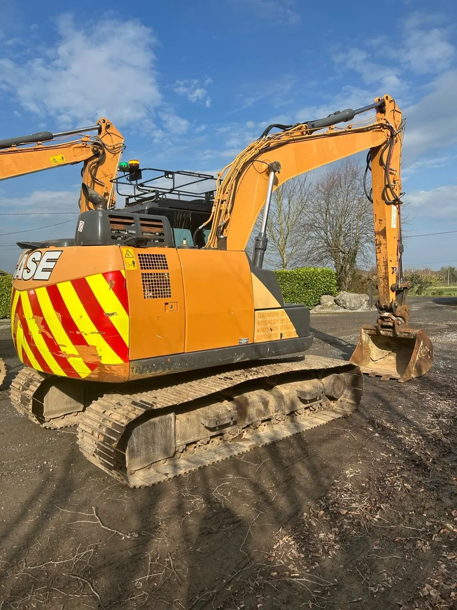 Diggers for self drive hire - Image 1