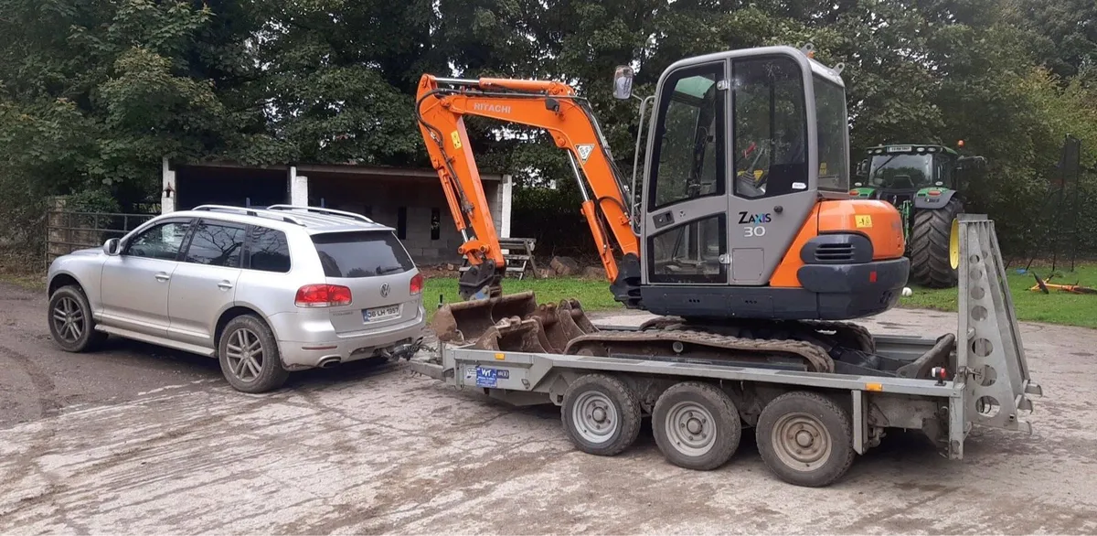 Diggers for self drive hire - Image 4