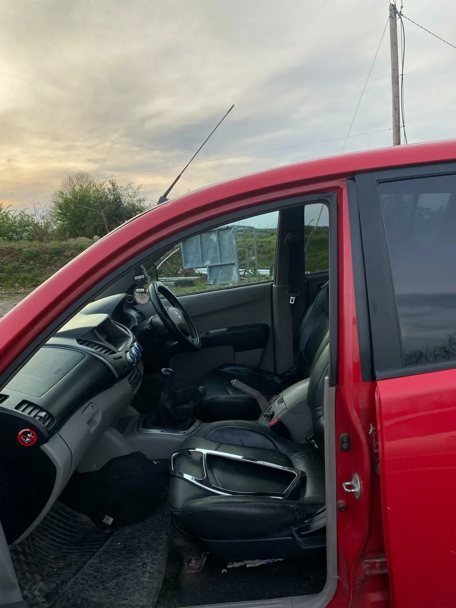 Mitsubishi L200 - Image 4