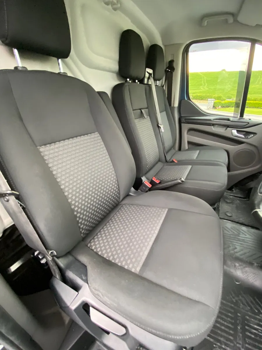 Ford Transit Custom 2018 - Image 4