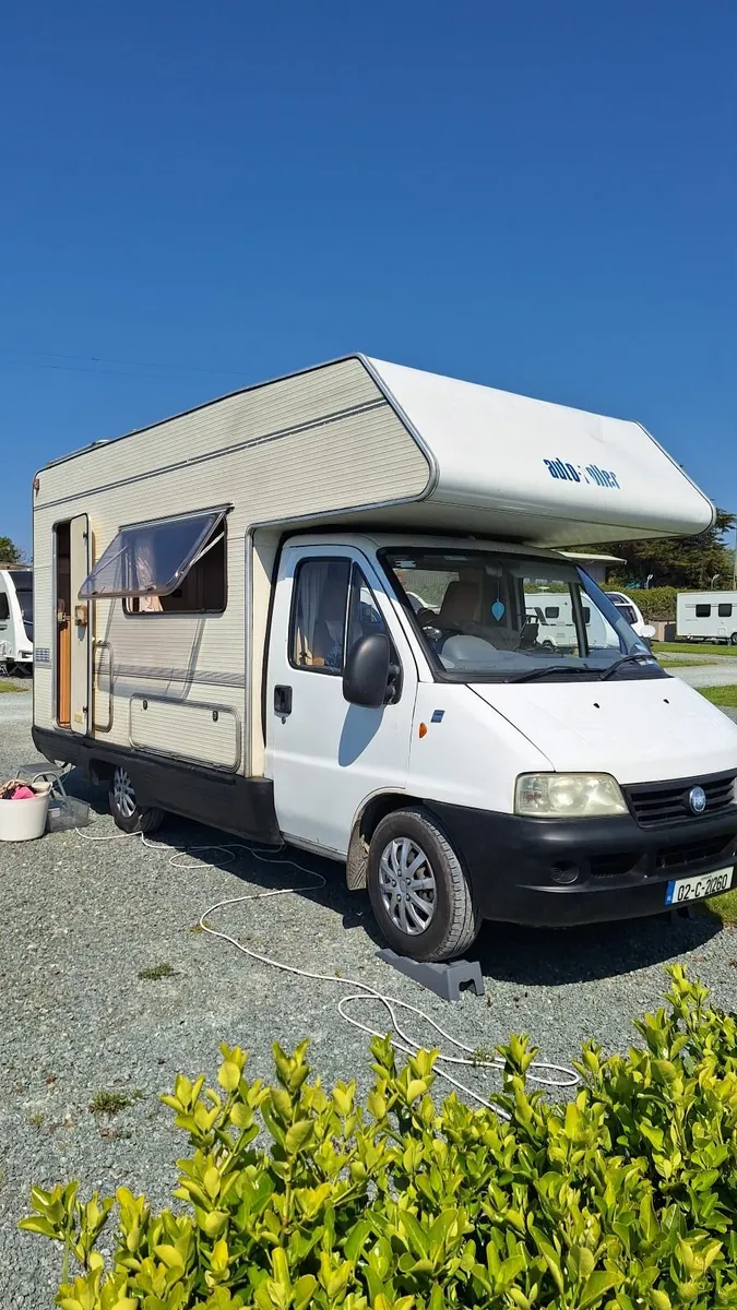 Motorhome - Image 2