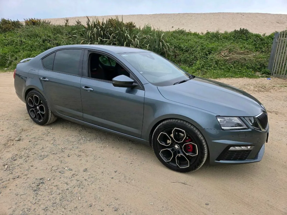 Skoda Octavia VRS - Image 1