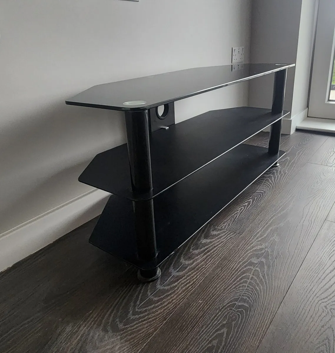TV STAND - Image 3