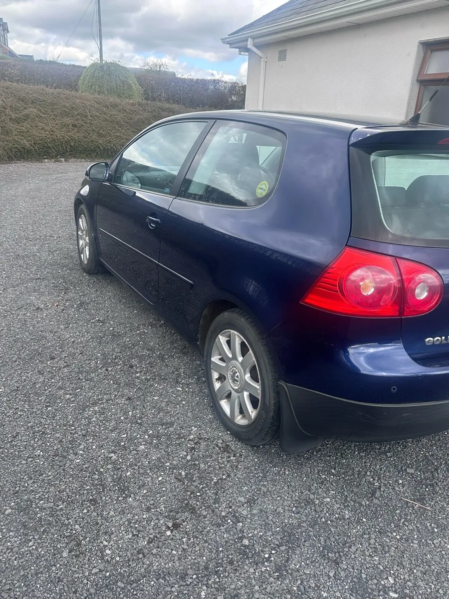 VW Golf 2.0 FSI petrol - Image 3