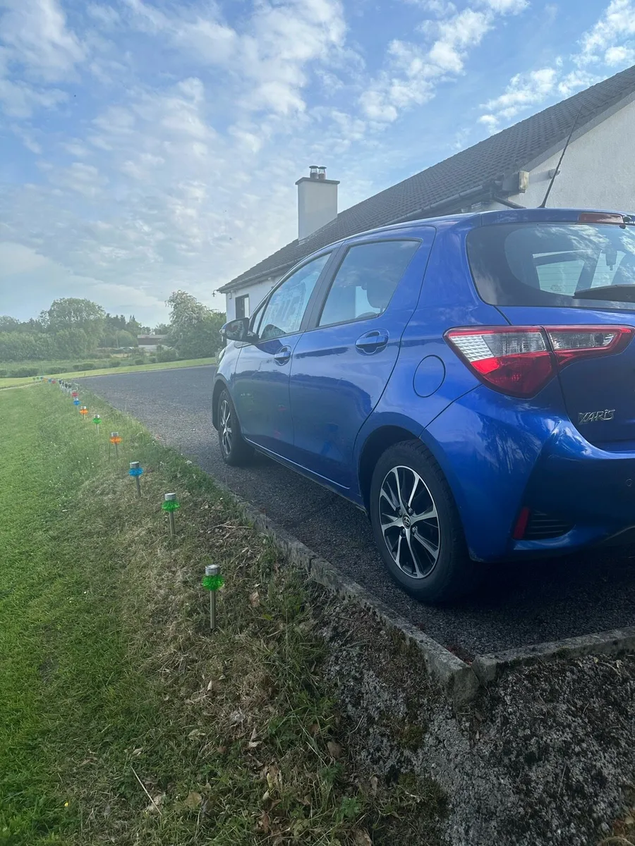 2019 Toyota Yaris - Image 3