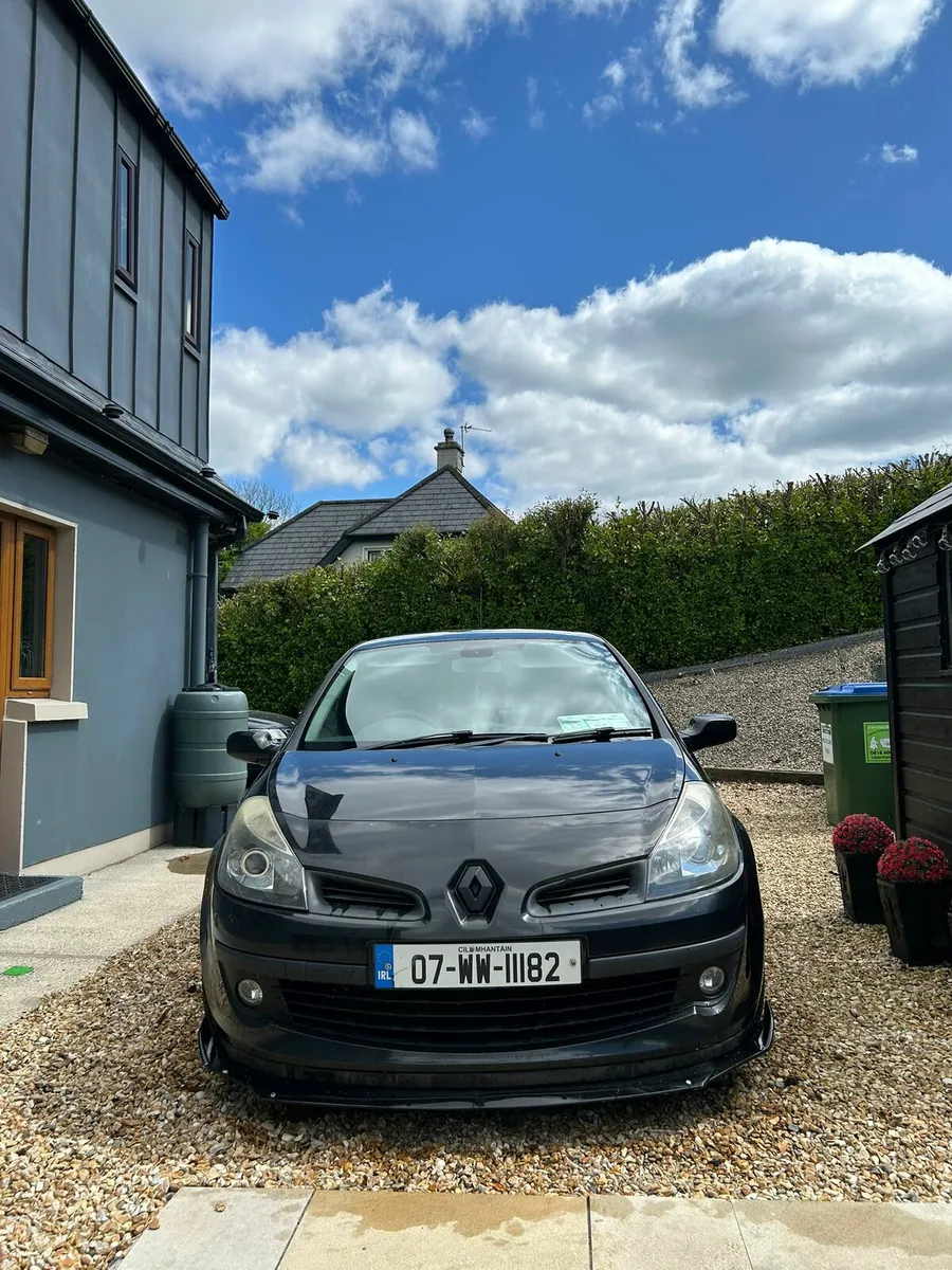 2007 Renault Clio 2.0L - Image 3