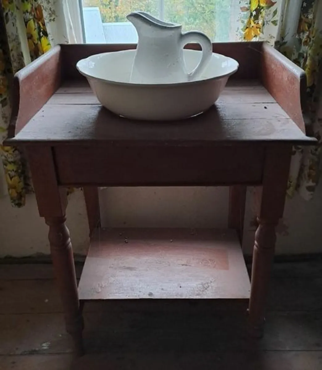 Antique washing table - Image 2