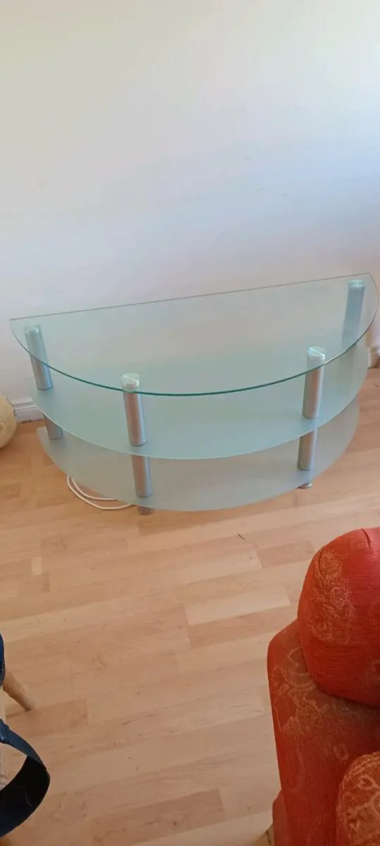 TV STAND - Image 2