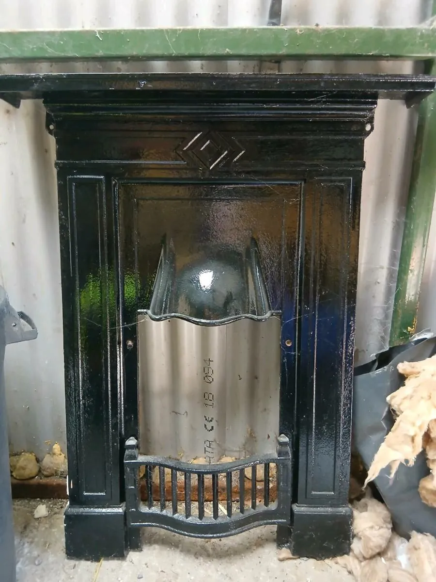 Old fire surround - Image 1