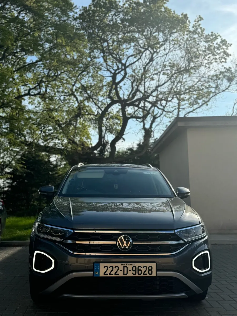 Volkswagen T-ROC - Image 2