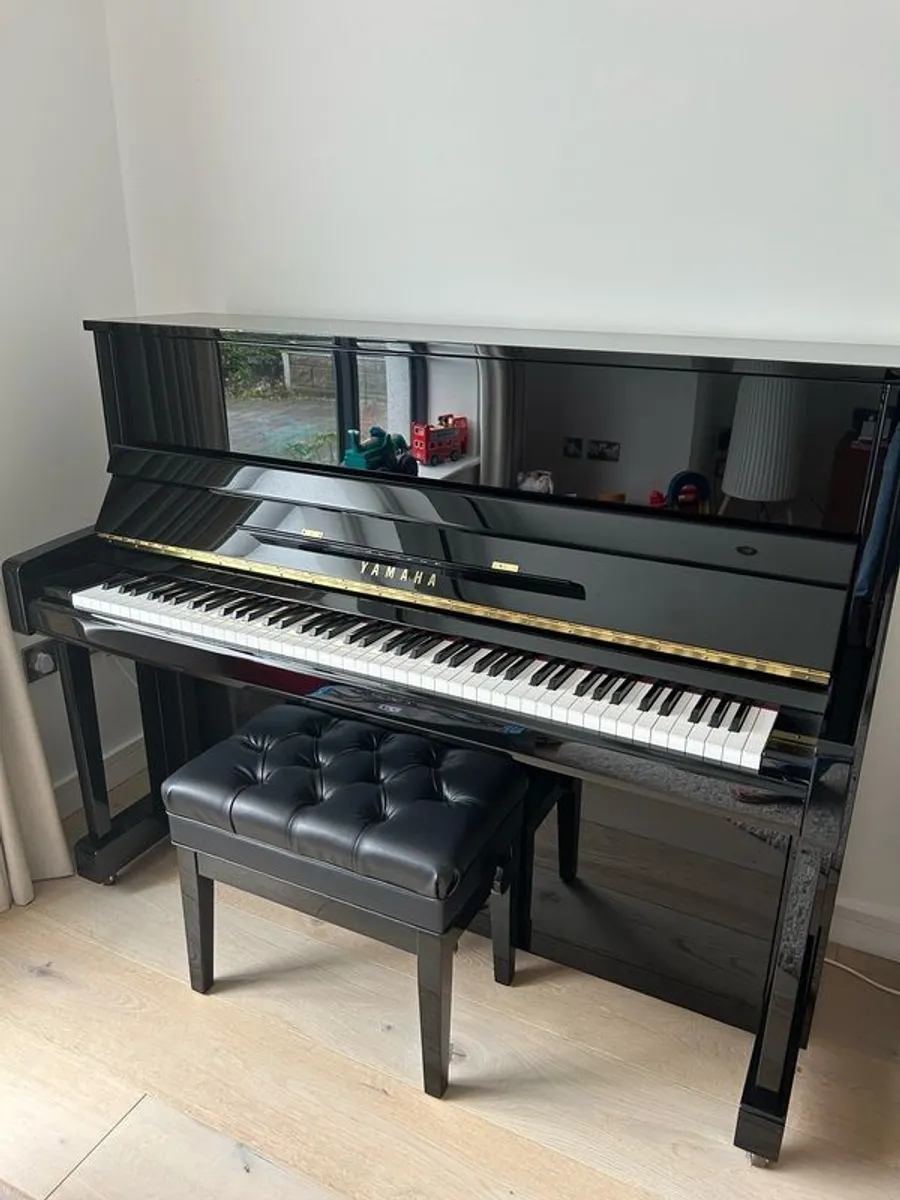 YAMAHA B3 Upright Piano - Image 2