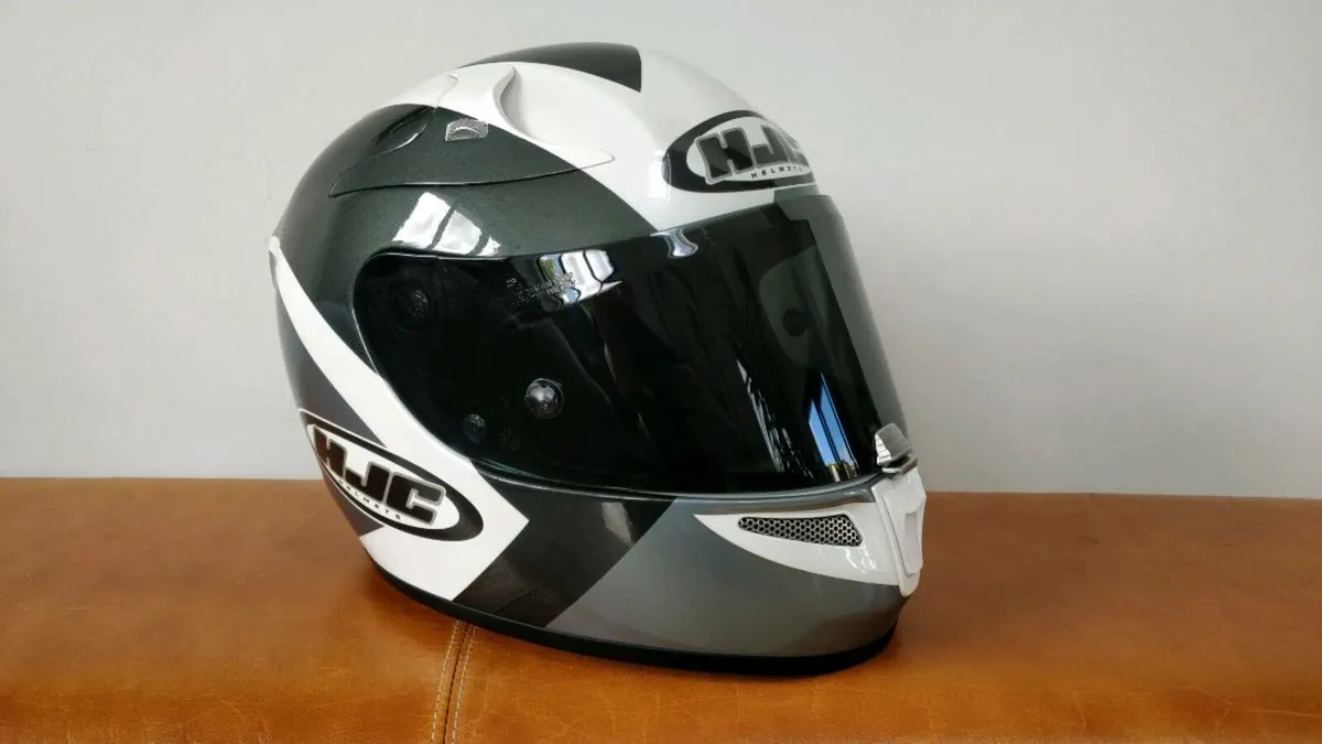 HJC RPHA 10-Plus Helmet - Image 1