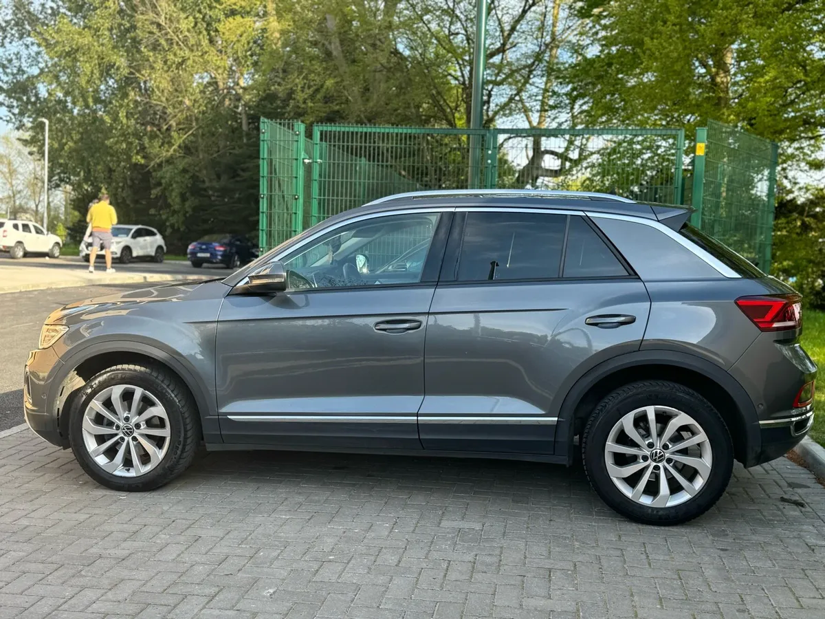 Volkswagen T-ROC - Image 3
