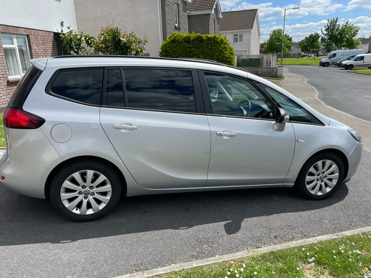 Opel Zafira Tourer 2.0 CDTI - Image 4