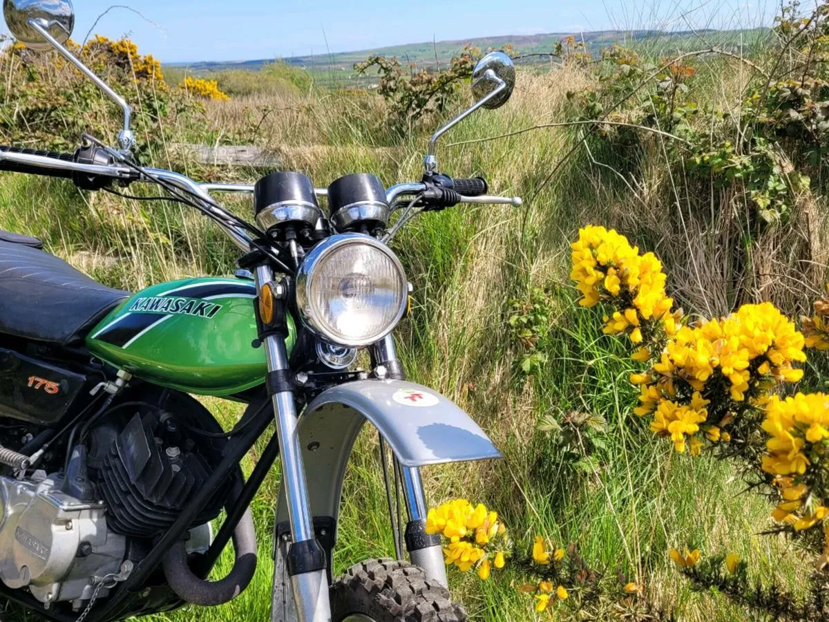 Kawasaki classic 2 stroke trails bike only 6k mile - Image 3