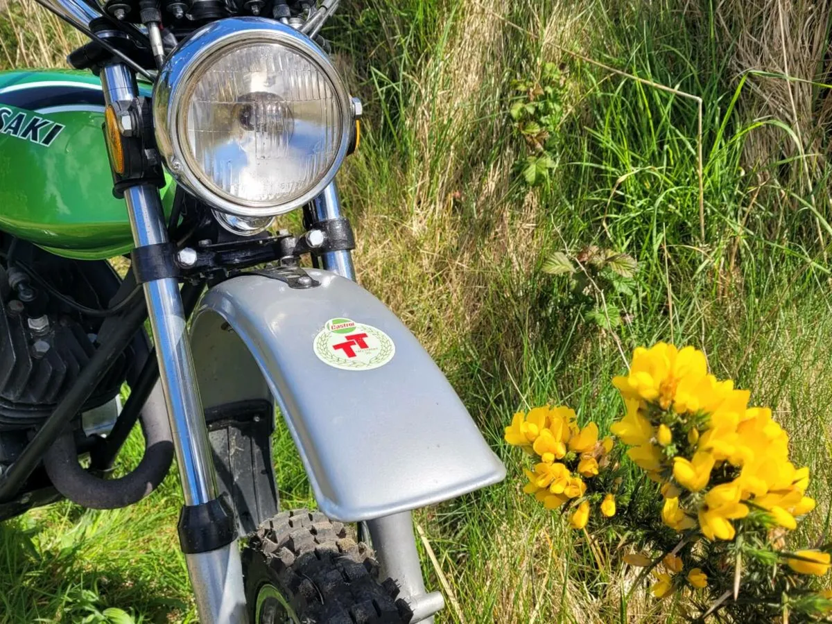 Kawasaki classic 2 stroke trails bike only 6k mile - Image 4