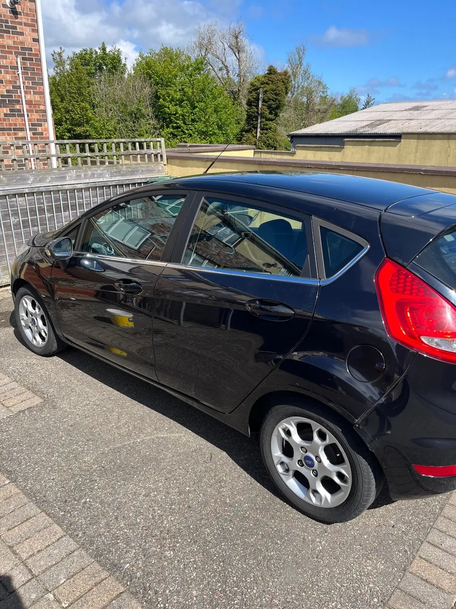Ford Fiesta 2012 - Image 1