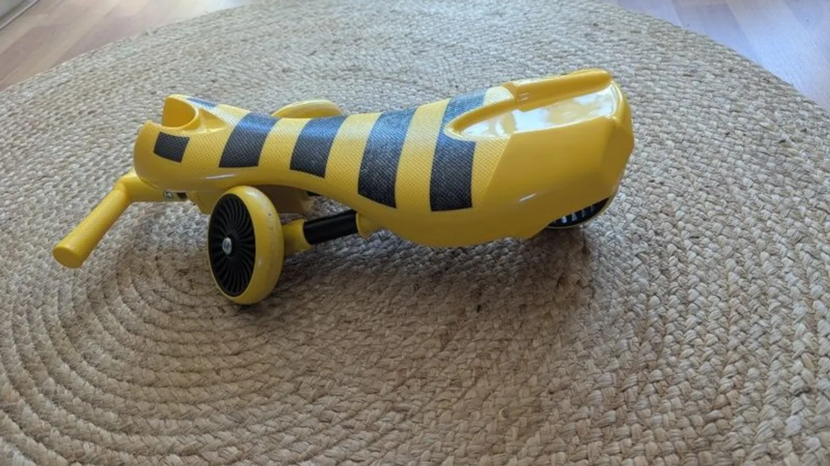 Scuttlebug Bumblebee Scooter - Image 3