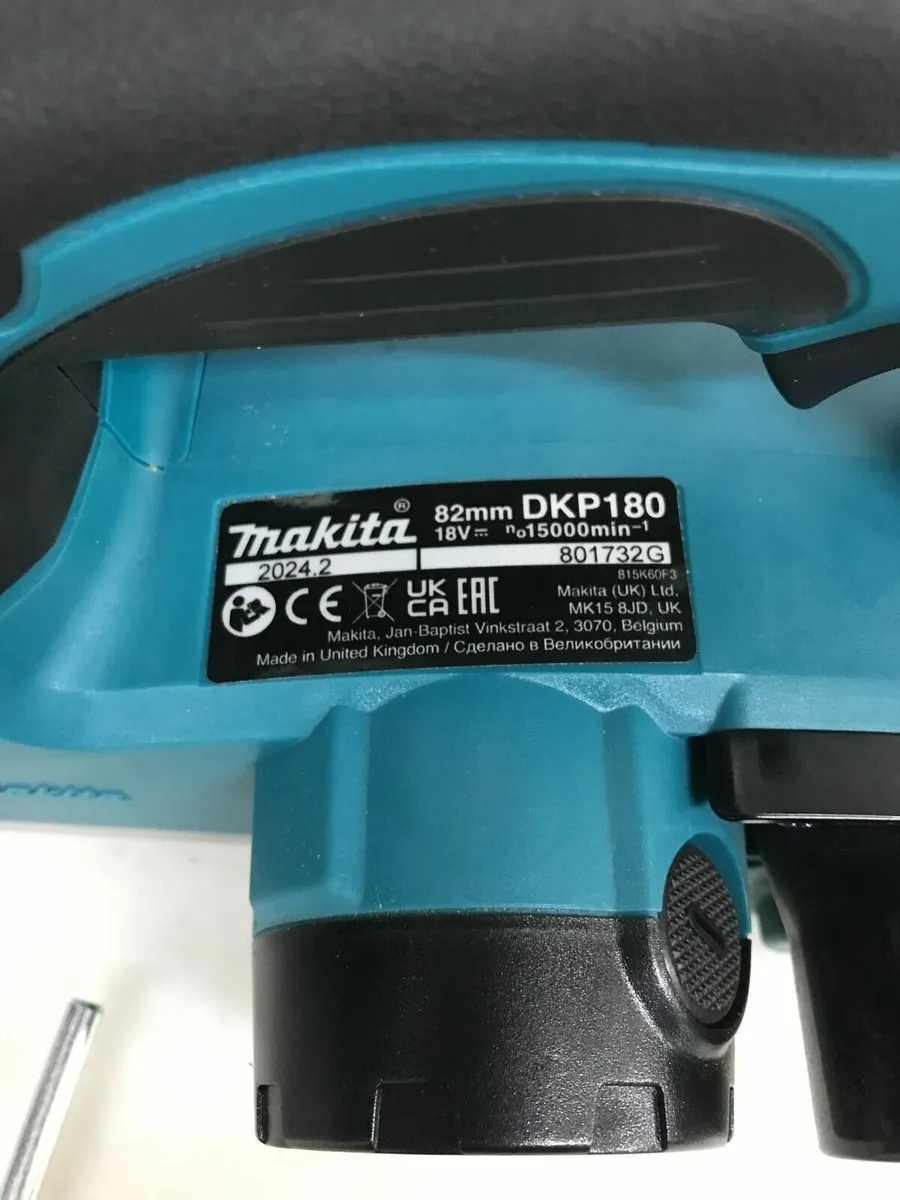 18V Makita Cordless Planer - Image 2