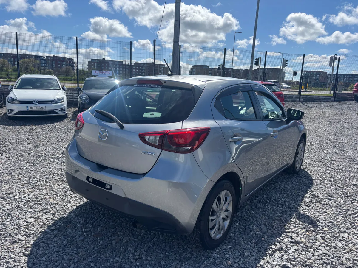 Mazda Demio - Image 4