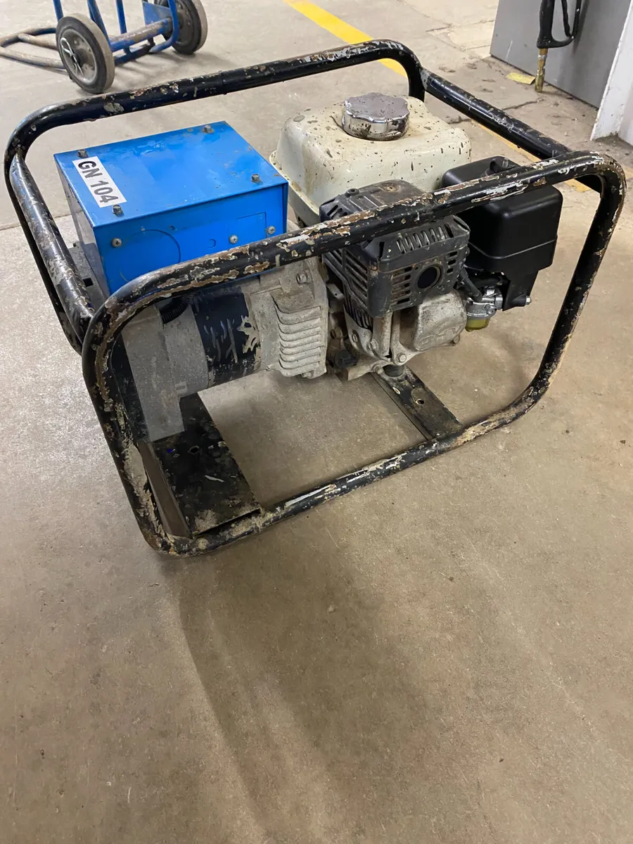 2020 STEPHILL SE2700 2.2KW PETROL GENERATOR - Image 3