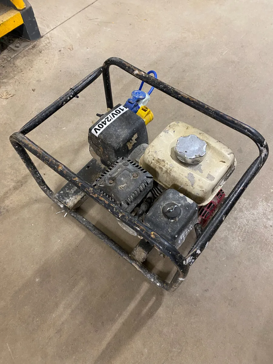 2020 STEPHILL SE2700 2.2KW PETROL GENERATOR - Image 4