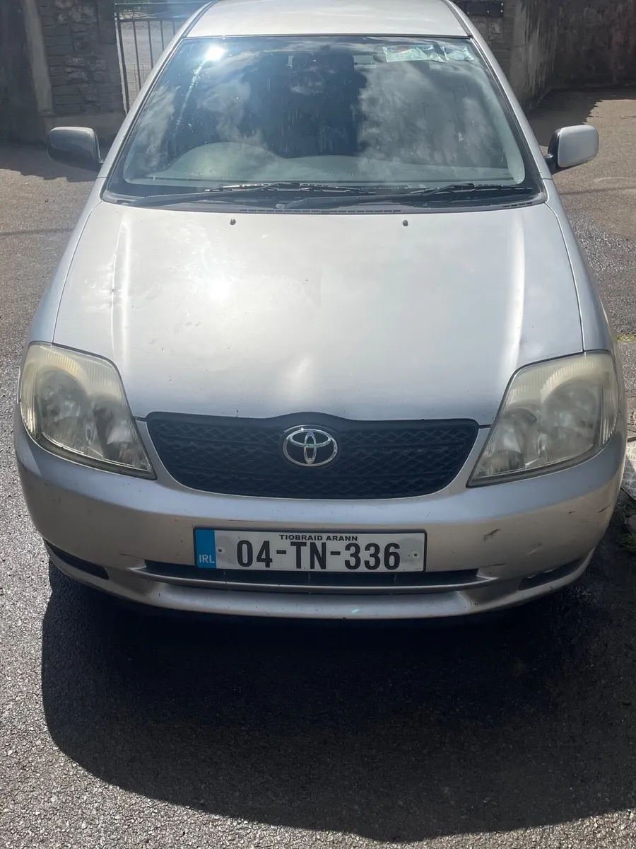 04 Toyota Corolla Manual - petrol. - Image 1