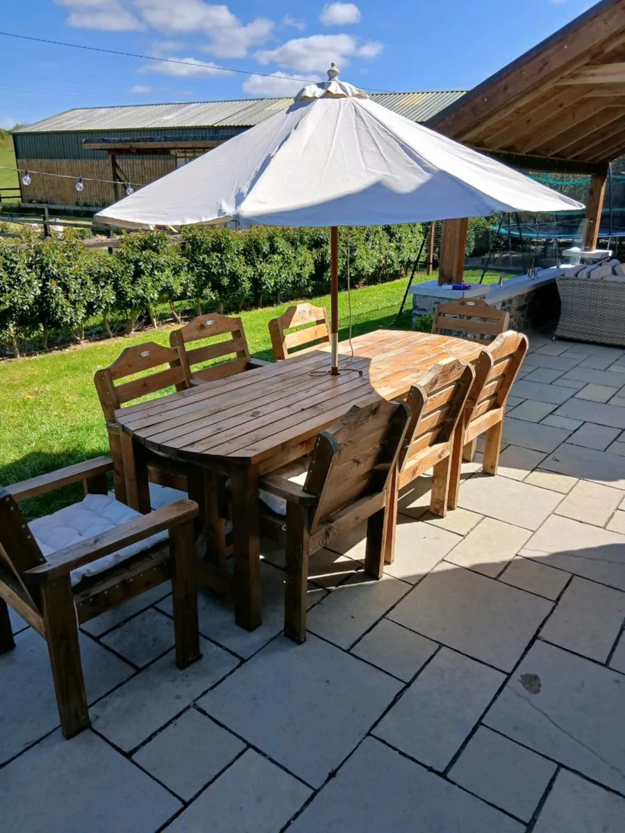 8 seater table and chairs - Image 1