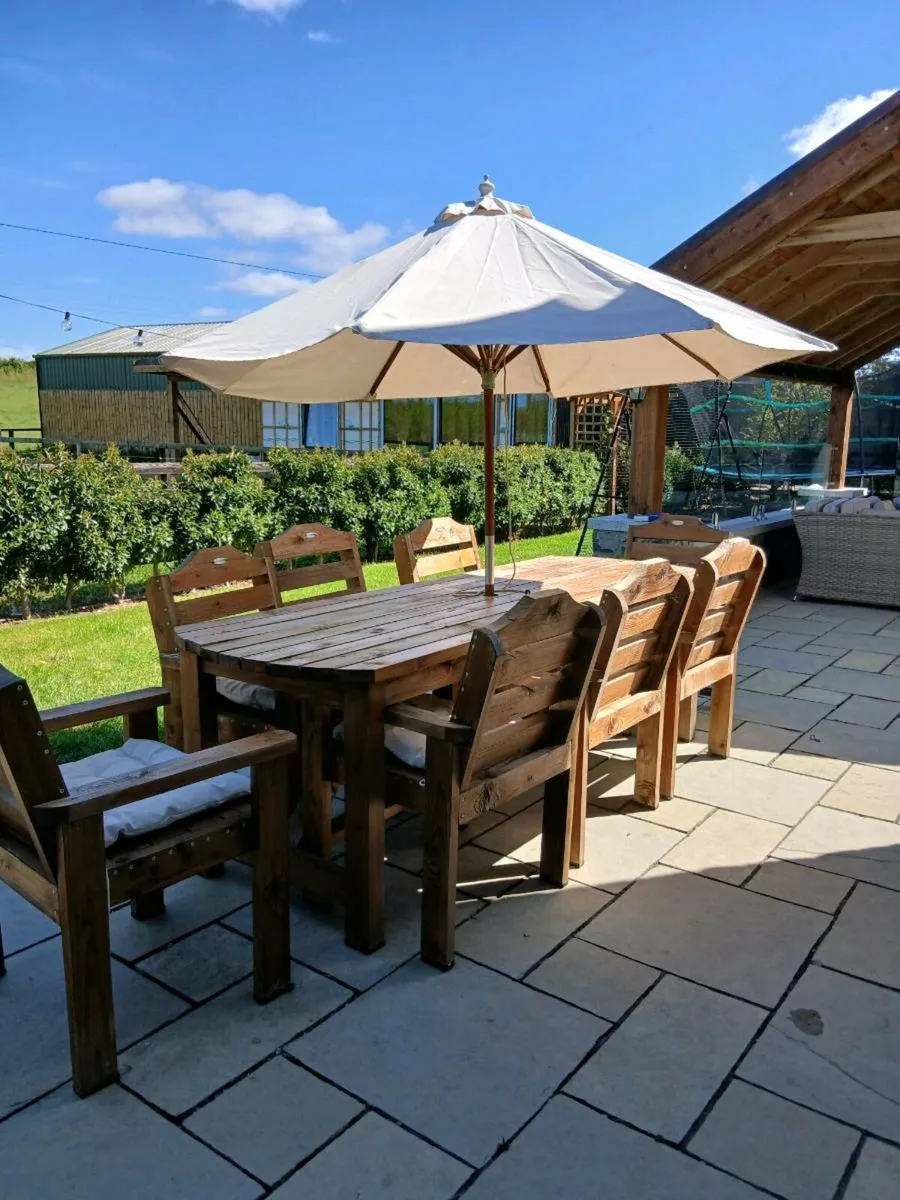 8 seater table and chairs - Image 2