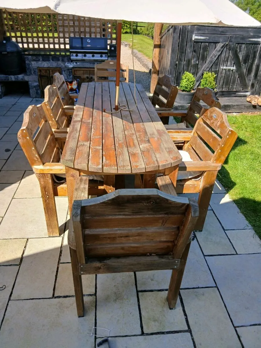 8 seater table and chairs - Image 3