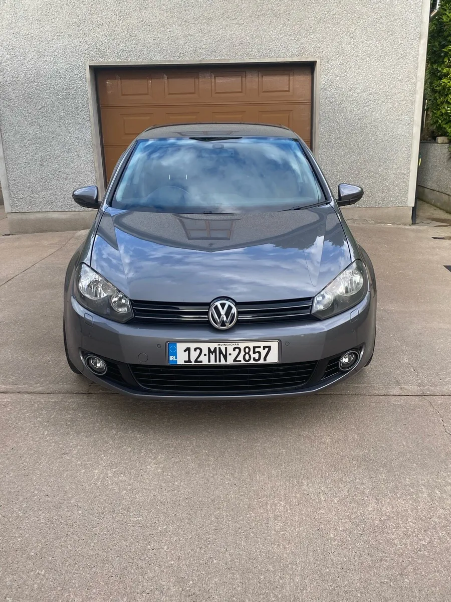 Volkswagen Golf 1.6l TDI Match Model - Image 2