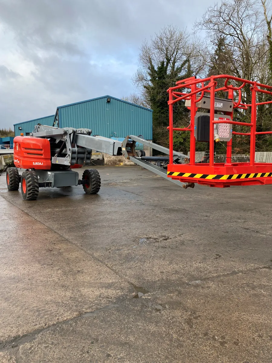 2014 SKYJACK SJ63AJ 69FT DIESEL ARTIC BOOM LIFT - Image 3