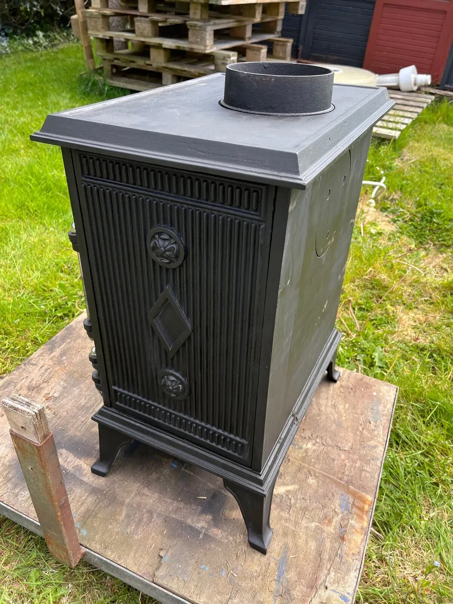 Wood Stove - Image 3
