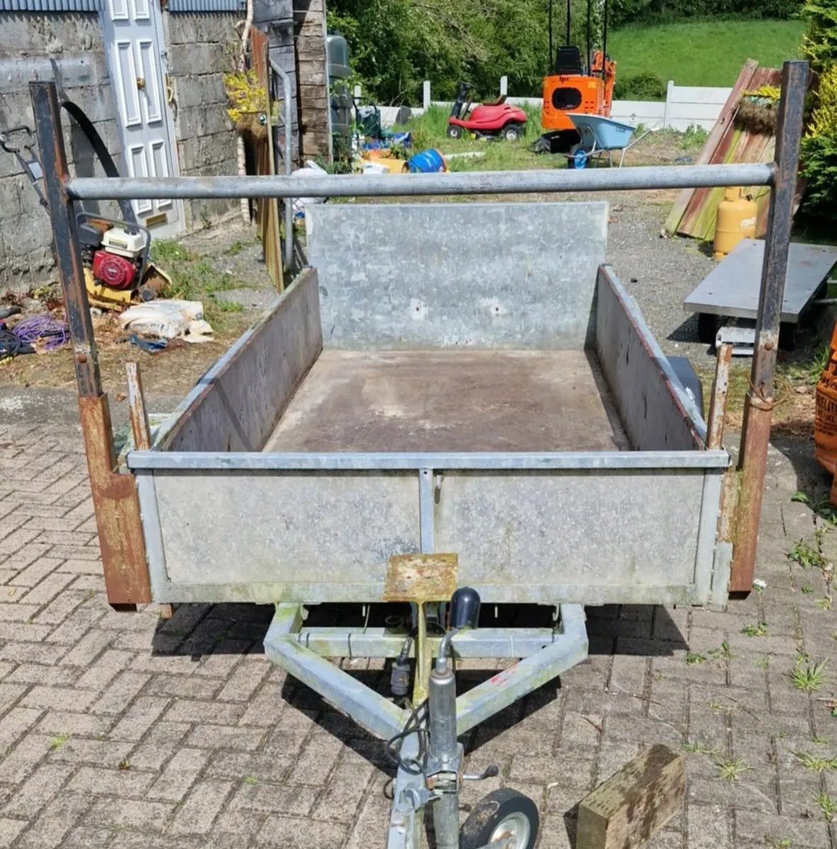 Domestic  trailer - Image 1