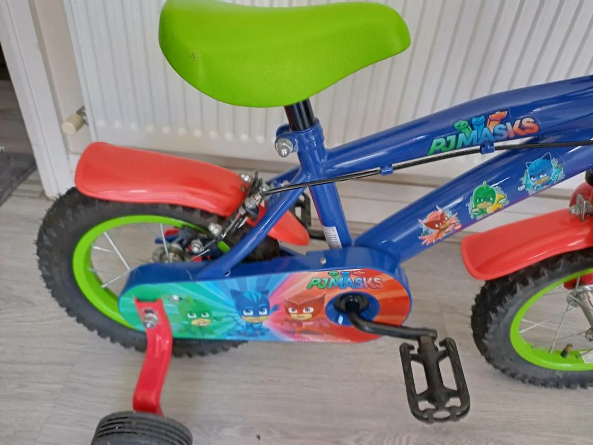 Kids PJ masks bike size 12 inch wheels. - Image 3
