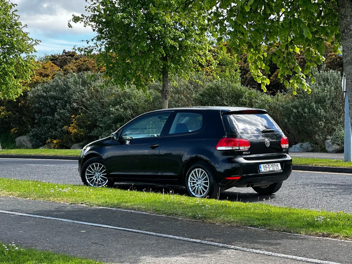 VW Golf FRESH NCT - Image 3