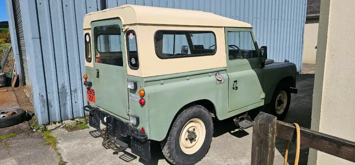1982 Landrover - Image 3
