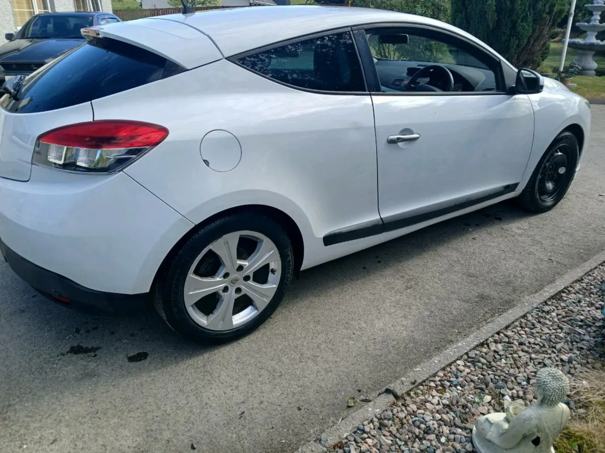 2009 Renault megane coupe 1.6 - Image 2