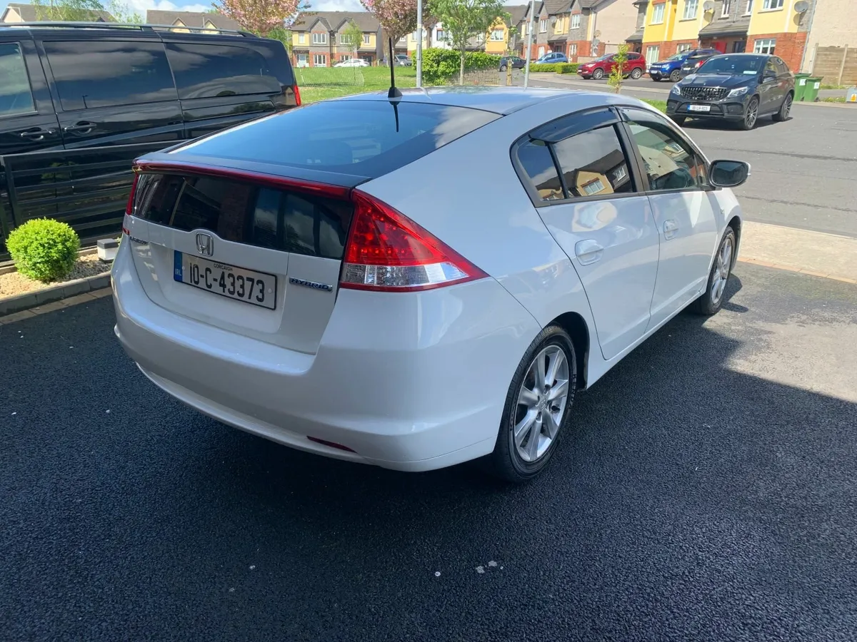 Honda Insight Automatic Hybrid - Image 2