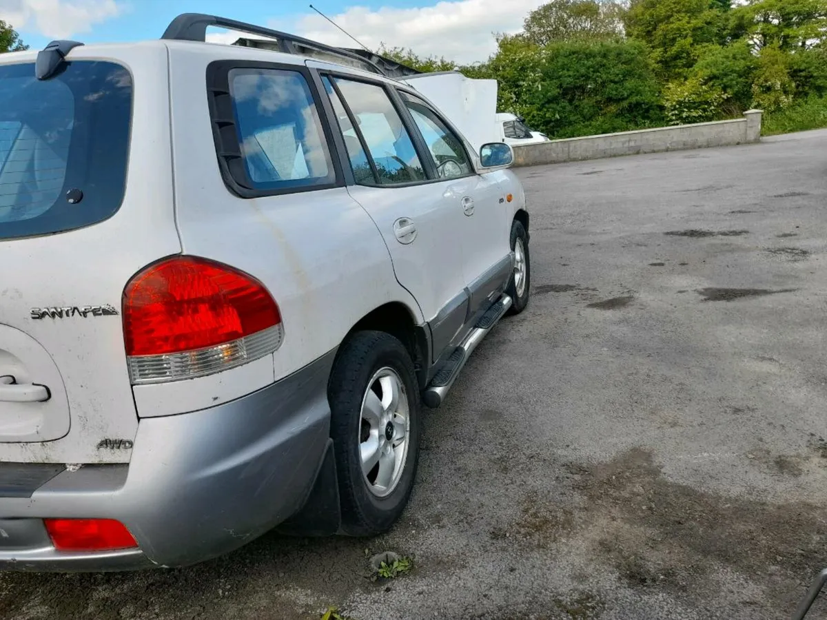 Hyundai santa fe - Image 4