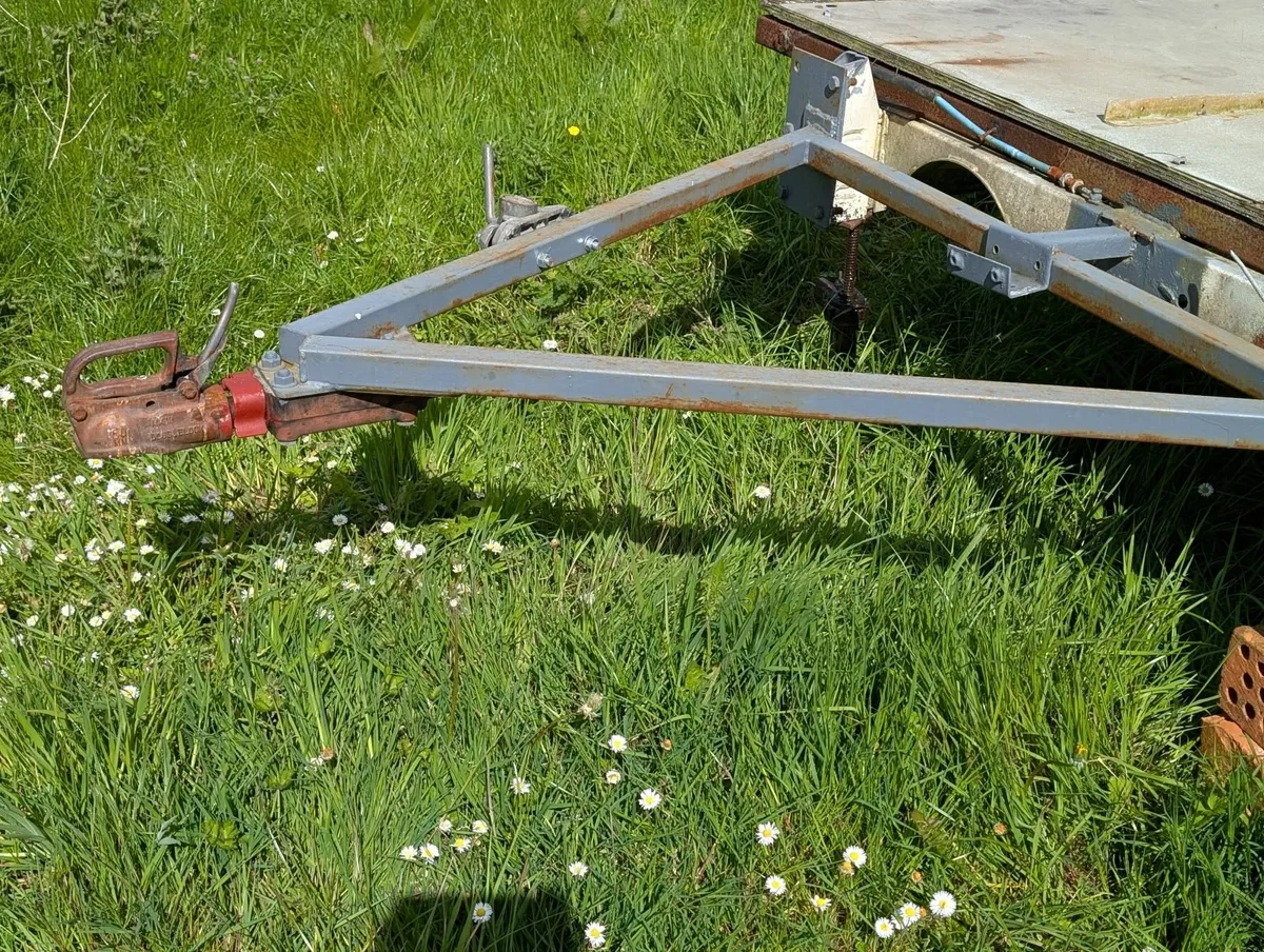 Trailer - Image 3