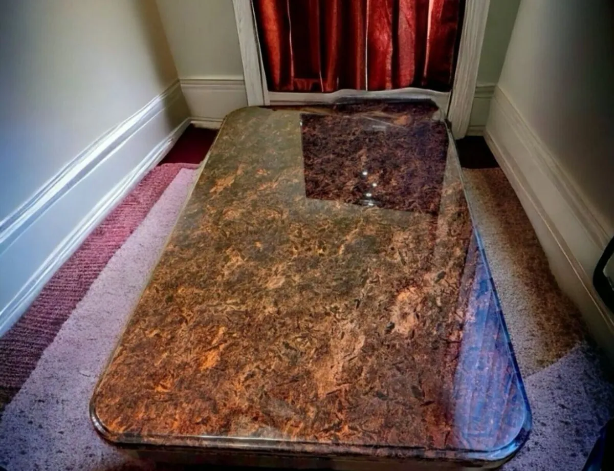 Exquisite large Italian marble table - Image 2